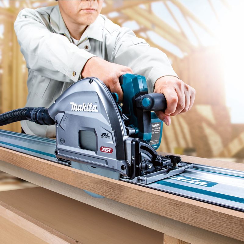Serra-Circular-165mm-a-Bateria-40V-Makita-SP001GZ-3.jpg
