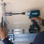 Chave-de-Impacto-12-a-Bateria-18V-Makita-DTW251Z-P-2.jpg