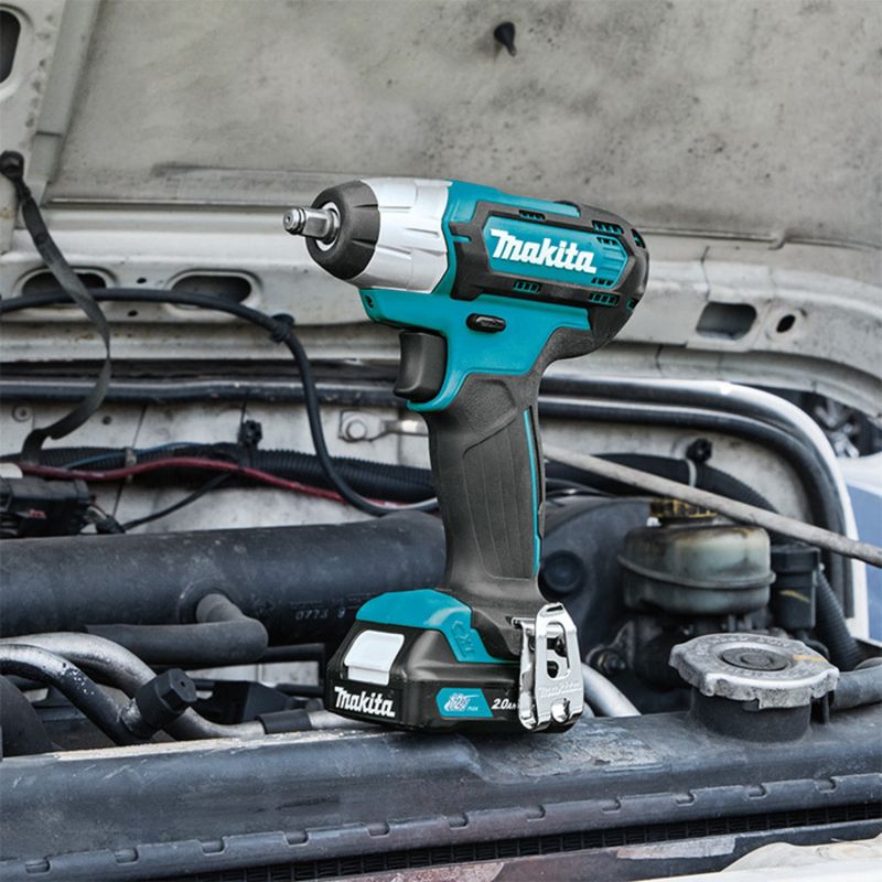 Chave-de-Impacto-38-a-Bateria-12V-Makita-TW140DZ-2.jpg