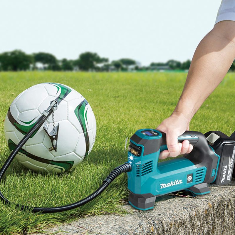 Compressor-Portatil-a-Bateria-18V-Makita-DMP180Z-3.jpg