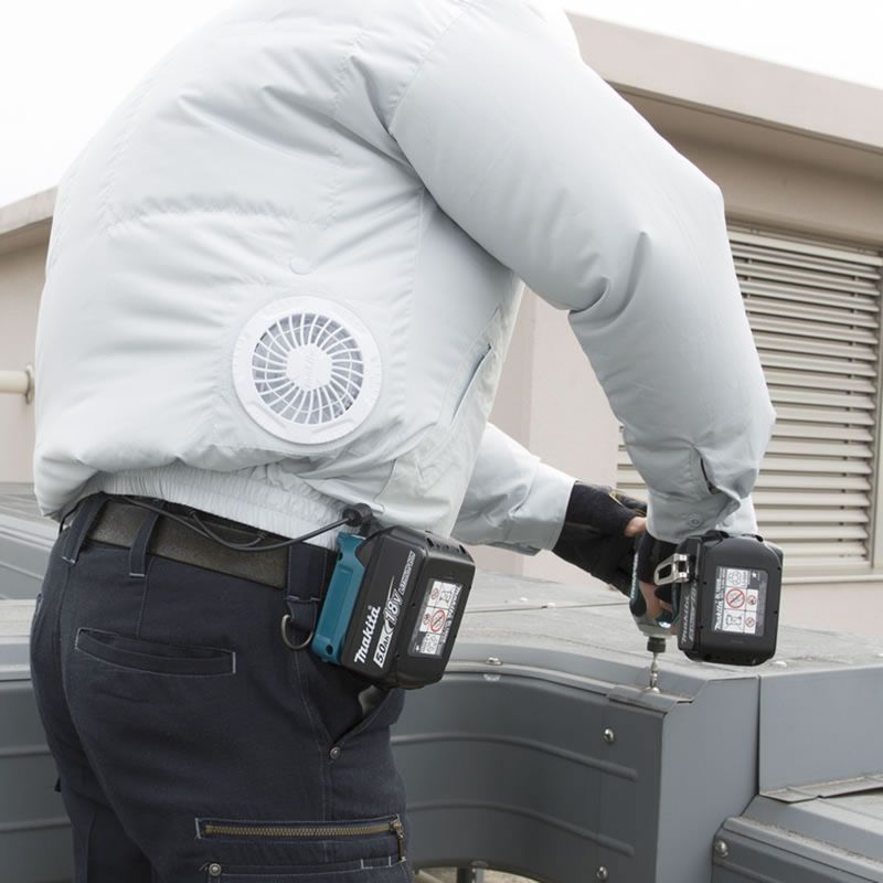 Jaqueta-de-Resfriamento-a-Bateria-Makita-DFJ207ZM-–-Tamanho-M-2.jpg