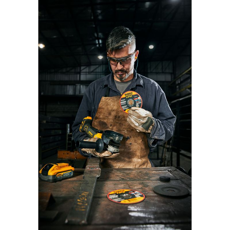 Disco-de-Corte-Inox-4.12-HP2-DEWALT-DW84401-4.jpg