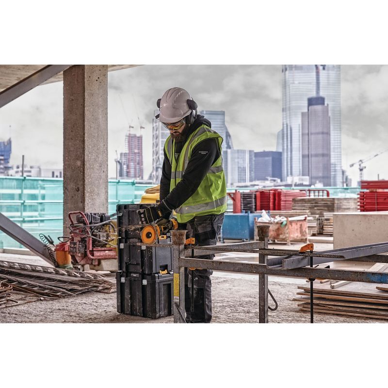 Esmerilhadeira-Angular-5-DEWALT-DCG418T2-B2-4.jpg