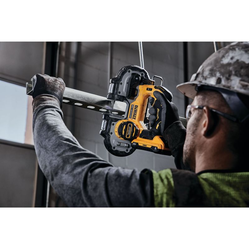 Serra-de-Fita-Compacta-1.34-DEWALT-DCS377B-B3-2.jpg