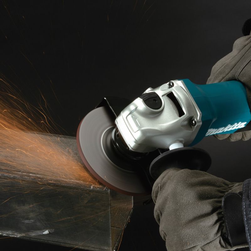 Esmerilhadeira Angular 4.12 1300W Makita GA4550 5.jpg