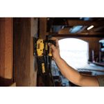 Lixadeira-Orbital-14-de-Folha-230W-DEWALT-DWE6411-6.jpg
