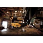 Lixadeira-Orbital-14-de-Folha-230W-DEWALT-DWE6411-7.jpg