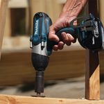 Chave de Impacto 12 18V sem Bateria Makita DTW450Z 2.jpg