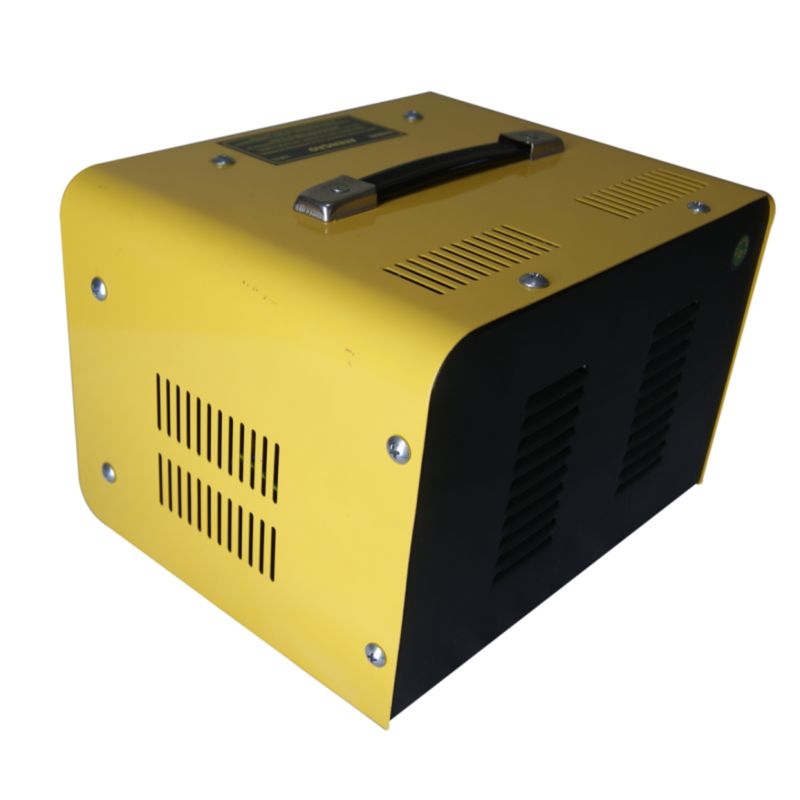Carregador-de-Bateria-10A-1224V-220V-Lynus-LCB-10-2.jpg