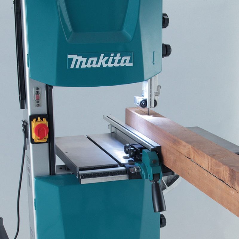 Serra Fita de Bancada Movel 900W 110V Makita LB1200F 3
