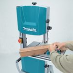 Serra Fita de Bancada Movel 900W 110V Makita LB1200F 5