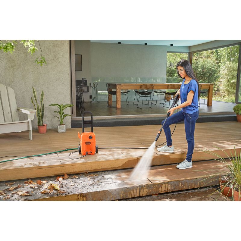 Lavadora de Alta Pressao 1500W Black+Decker BEPW1750-BR 110V 6